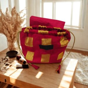 Makeup Pouch Red and Gold